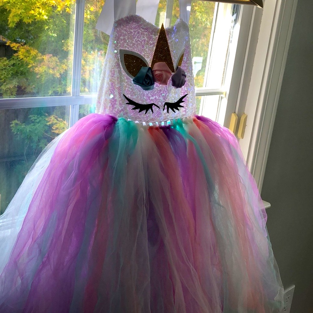 Unicorn’s dress for girls